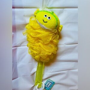 DORI FISH MESH SPONGE WITH HANDLE by BUBBLY TUBBLY